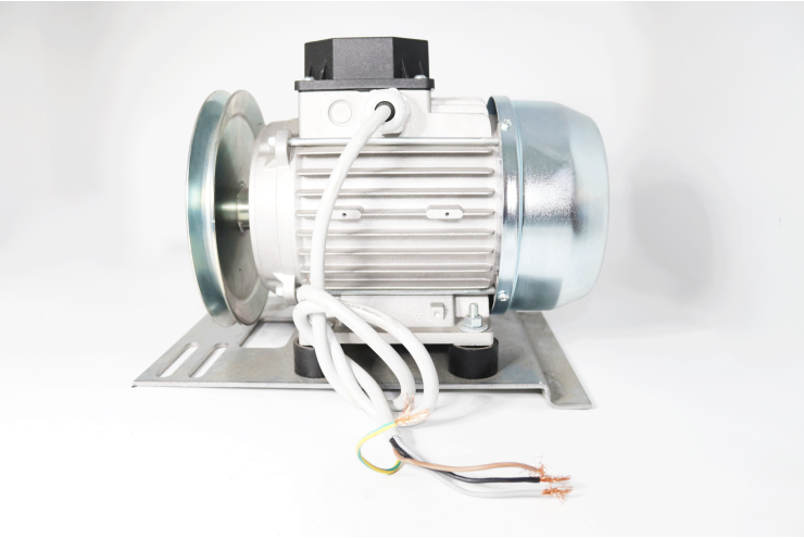 Moteur Tri 400V EM 36 NR 1CV + poulie