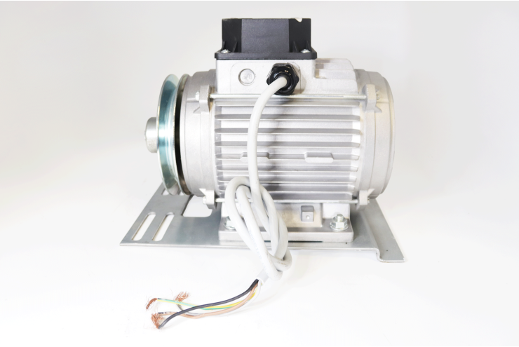Moteur Tri 400V EM 36 R 1CV + poulie