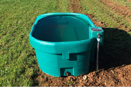Bac avec flotteur