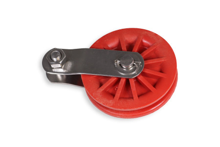 Poulie inox à chape galva charges lourdes Réa nylon dia 80