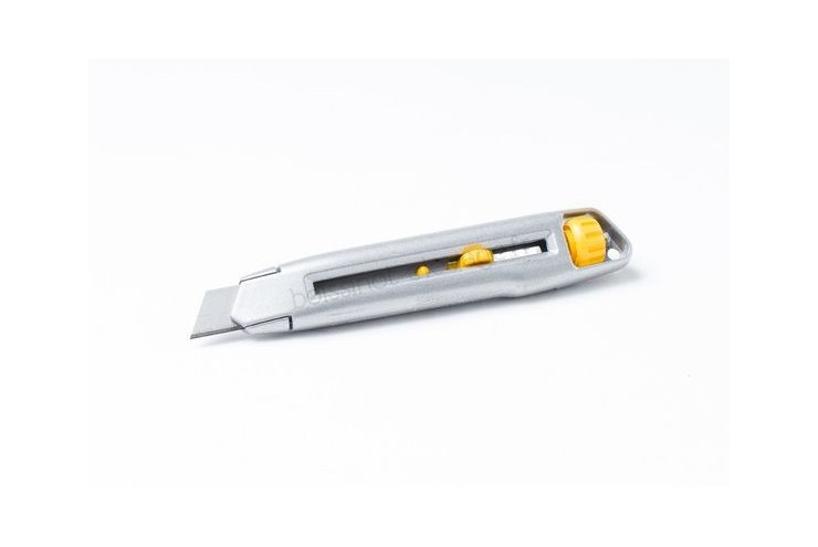Cutter à lame sécable 165x18mm
