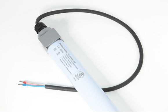 Tube LED étanche non régulable 4000°K - 23 W - 120cm - angle 180° - 1 câble